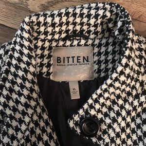 SJP Bitten Women’s Houndstooth Peacoat